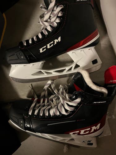 Black CCM JetSpeed FT475 Hockey Skates Regular Width 10 (Used)