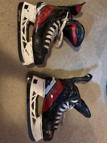 2023 CCM JetSpeed FT6 Pro Hockey Skates Regular Width Size 5 (Used)