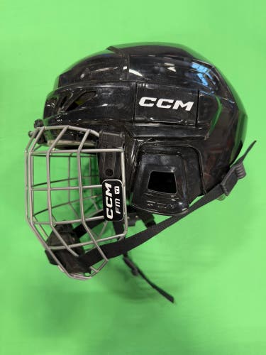 CCM XTYouth Helmet | Youth w/ Cage