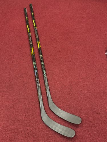 2 Pack CCM Super Tacks AS4 Pro Left Hand Hockey Stick Heel Curve 85 Flex Pro Stock (New) Item#DP2P