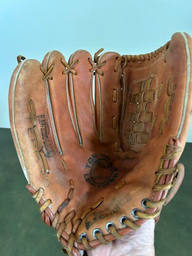 LH Softball Glove 11"