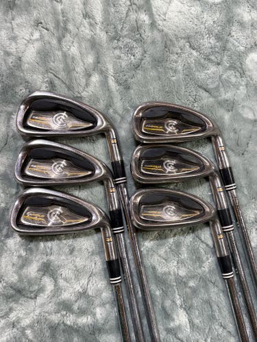 Cleveland 2 iron Single Irons Right Handed (Used)