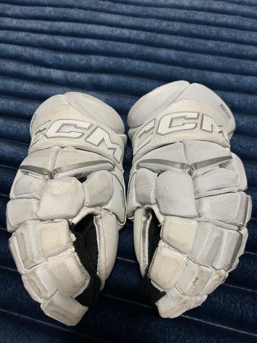 CCM JetSpeed FT8 Pro Gloves 13" (Used)