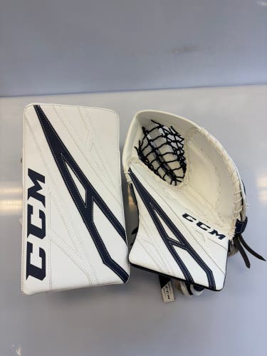 CCM Extreme Flex 4.5 Glove and Blocker Set Regular (New)