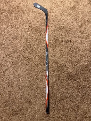 Intermediate Black/Red Bauer Vapor FlyLite Left Handed Hockey Stick P28 (New)