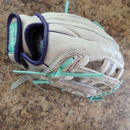 Rawlings RH Fastpitch WFP12GM Fastpitch Softball Glove 12" Nice, Game Ready