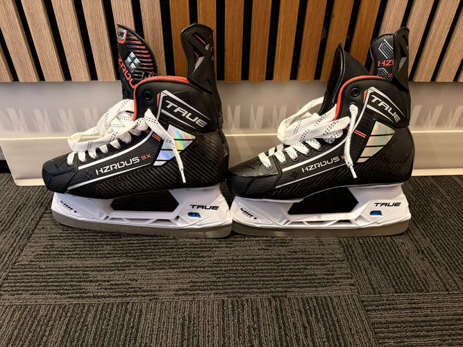 True HZRDUS 9x Hockey Skates Regular Width 8 (Used)