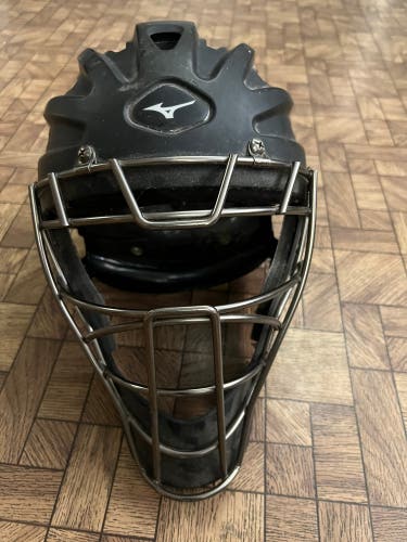 Mizuno Samurai Catcher's Mask (Used)