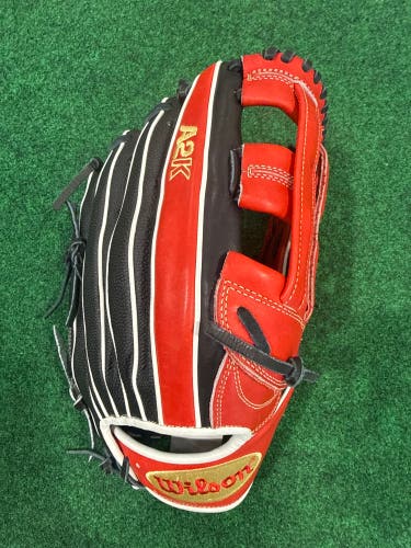 Red & Black Wilson A2K MB50 GS RH Outfield Baseball Glove 12.75" (New)