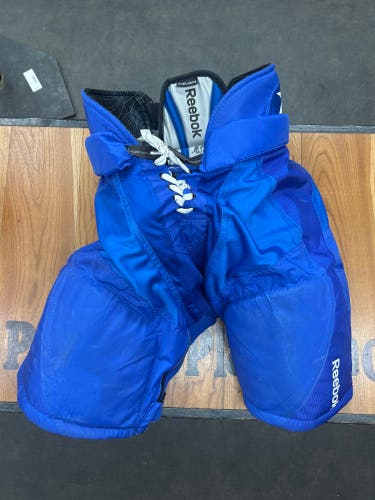 Used Reebok 7K Sr. Medium Hockey Pants. Royal.