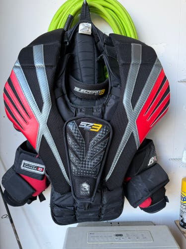 Large Brian's Sub Zero 3 Goalie Chest Protector (Used)