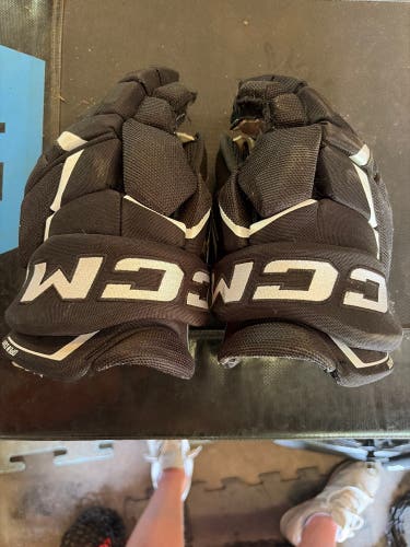 CCM JetSpeed FT6 Pro Gloves 12.5" (New)