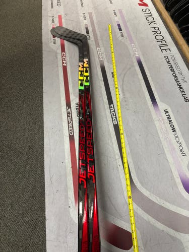 Senior CCM JetSpeed FT6 Pro Left Hand Hockey Stick P28 80 Flex (2-Pack)