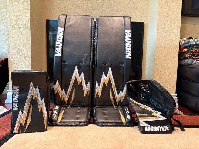 35"+2 Vaughn SLR4 Pro Carbon Goalie Pads and Glove and Blocker - Pro Stock (Used 1 season)