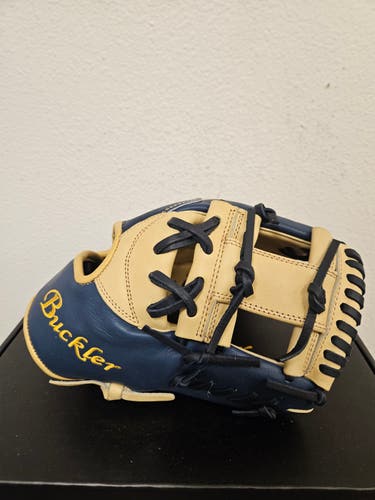 Buckler Fame Pro 11.5" Infielder Glove Camel/Navy