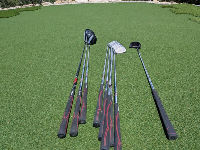 Men's Callaway Strata Right Handed Clubs (Full Set) Regular Flex 9 Pieces (Used)