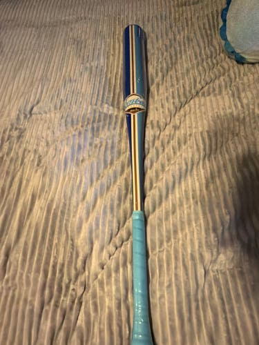 2027 Combat MFG Spec A1 Alloy BBCOR Certified Bat (-3) 30 oz 33" (New)