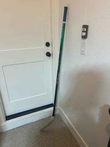 Senior Bauer Nexus 2N Pro XL Left Hand Hockey Stick 77 Flex Pro Stock (Used) Malkin Pro Curve P71