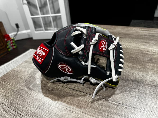 Rawlings Heart of the Hide RH Infield Baseball Glove 11.5" (Used)