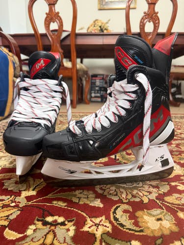 2023 CCM JetSpeed FT6 Pro Hockey Skates 8 (Used)