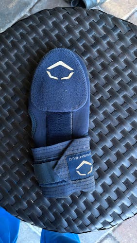 Blue Junior EvoShield Sliding Mitt (Used)