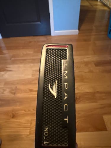 Men's Tommy Armour Blade Right Handed Putter (Used)
