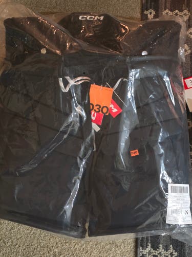 Senior Large CCM Axis XF Hockey Goalie Pants (New)