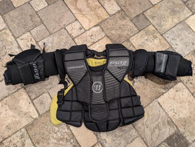 Large/Extra Large Warrior Ritual GT2 Goalie Chest Protector (Used)