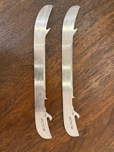 Bauer Fly-X 238 mm (Used)
