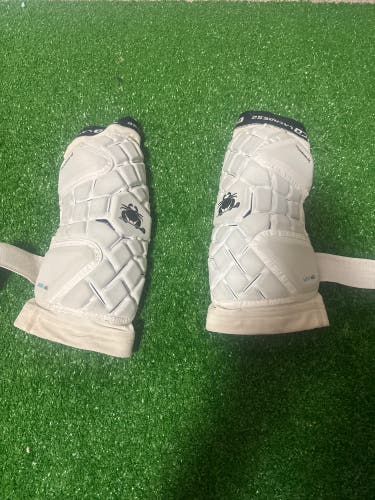 Small / Medium Adult ECD Echo Arm Pads (Used)