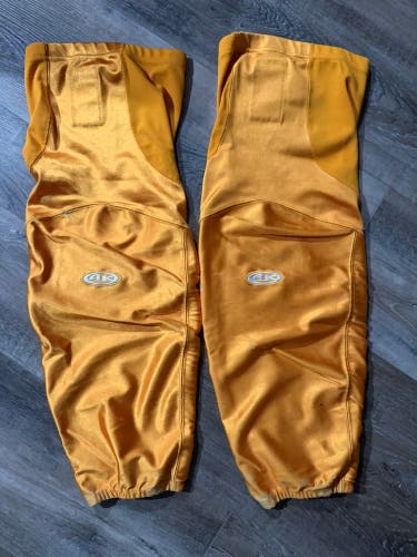 USED YELLOW ATHLETIC KNIT Pro Stock Hockey Practice Socks SIZE LARGE -FROM ECHL TEAM