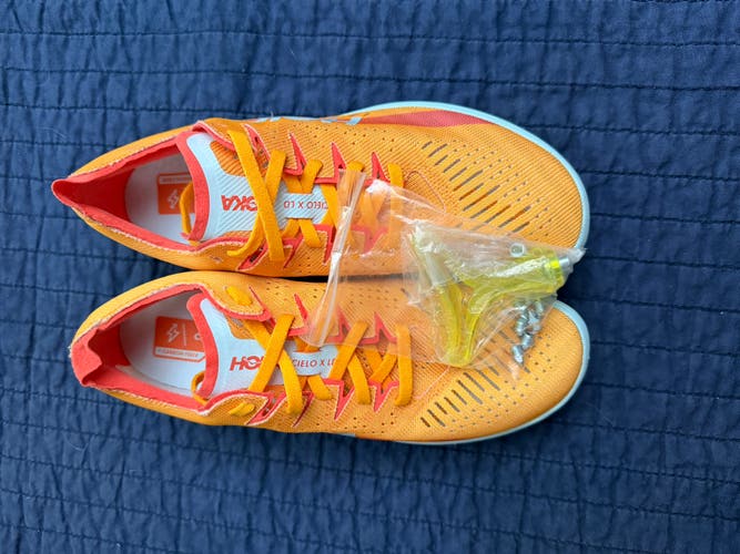 Hoka U Cielo X LD Track Spike Radiant Yellow Camilla Unisex Women’s 7.5/Men’s 6.0