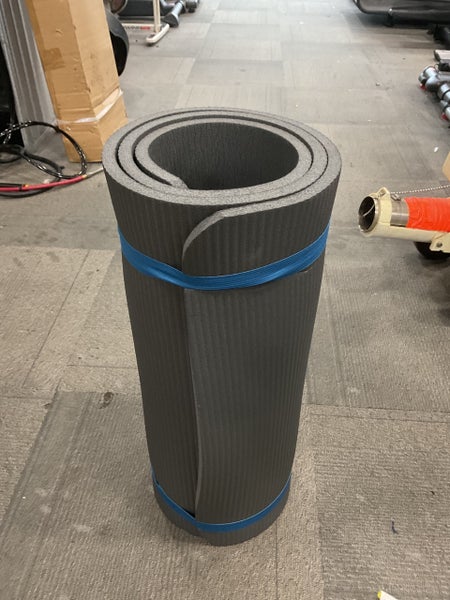 Used Yoga Mat Grey 11614-S000240963