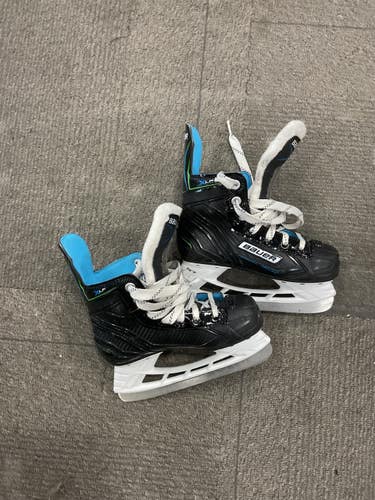 Used Bauer XLP Youth Hockey Skate Youth 06.0 11614-S000240965
