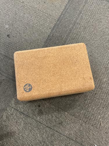 Used Yoga Block Brown 11614-S000240915
