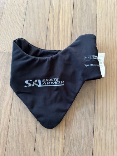 New SkateArmor hockey neck guard