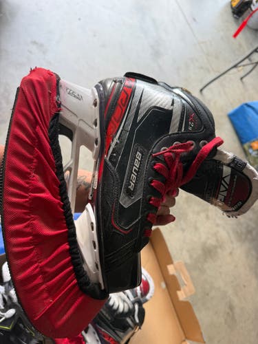 Bauer Hockey Skates Extra Wide Width 6.5 (Used)
