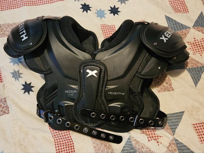 Medium Adult Xenith Velocity 2 Shoulder Pads (Used)