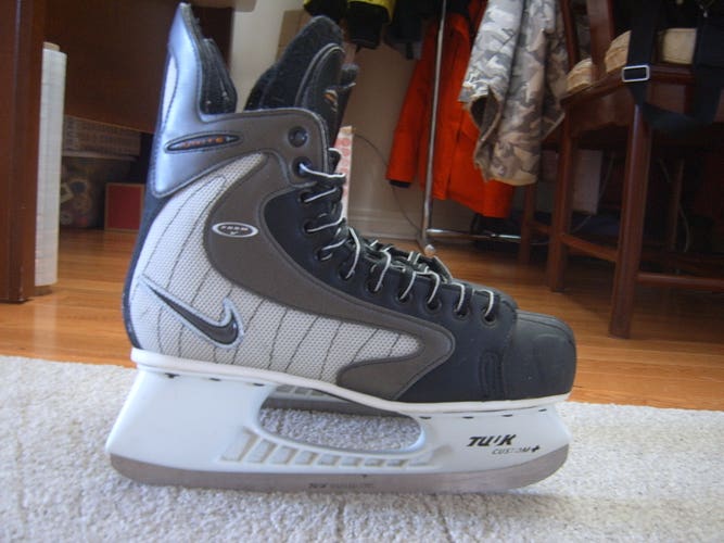 Excellent Condition Nike Ignite 1 Senior Hockey Skates sz US 9.5EE Made in Canada