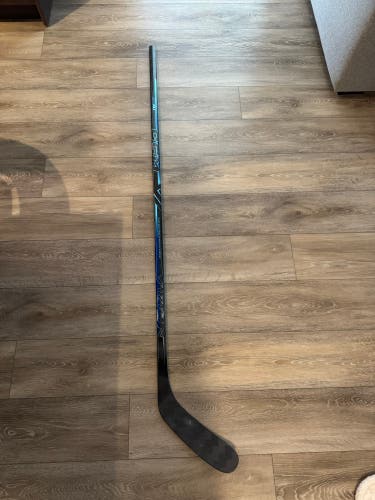Conor Geekie CCM Vizion Left Hand Hockey Stick P28 80 Flex Pro Stock (Used)