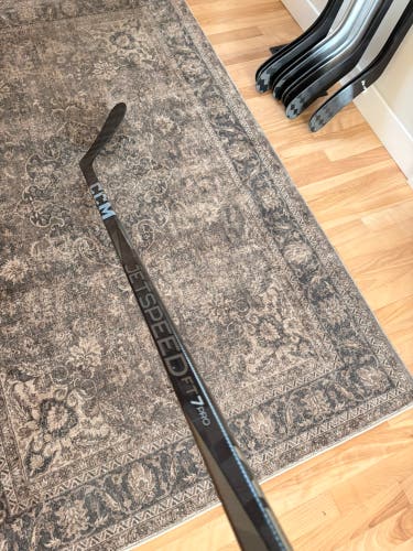 Senior CCM JetSpeed FT7 Pro Right Handed Hockey Stick P28+1/4 70 Flex Pro Stock (Used)