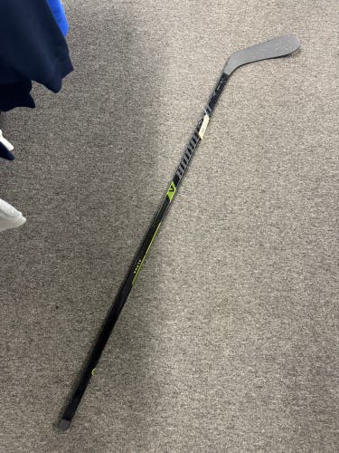Junior Warrior Alpha Evo Pro Hockey Stick Right Handed W28 50 Flex (Used)