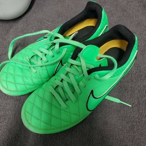Green Unisex 3Y (Big Kids / Youth) Adidas Crazyfast Cleats (Used)