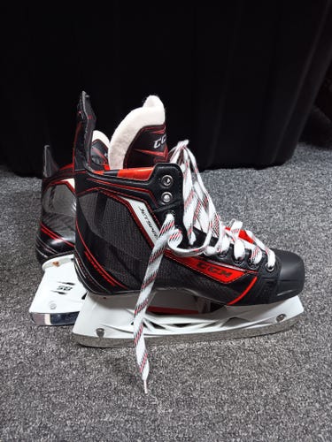 CCM JetSpeed Hockey Skates Regular Width 6.5 (New)