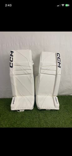 31" 2025 CCM EFlex 6.9 Goalie Leg Pads (New)
