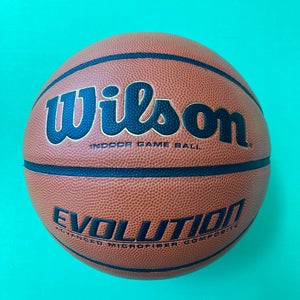 Wilson Evolution Basketball | Men's 29.5"