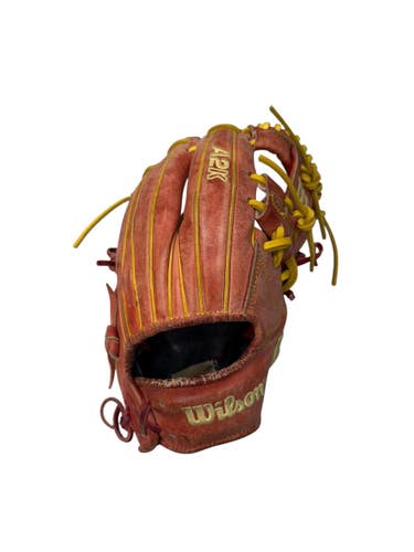 Used Wilson OA1GM BB/SB Glove RH Throw Red 11 1/2" 11835-S000208885