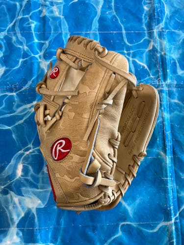 Rawlings Heart of the Hide R2G RH Baseball Glove 11.5" (Used)