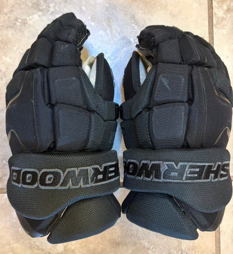 Sher-Wood Code Encrypt Pro Gloves 13" (Used)