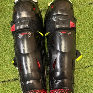 Junior Bauer Vapor X Velocity Shin Pads 12" (Used)